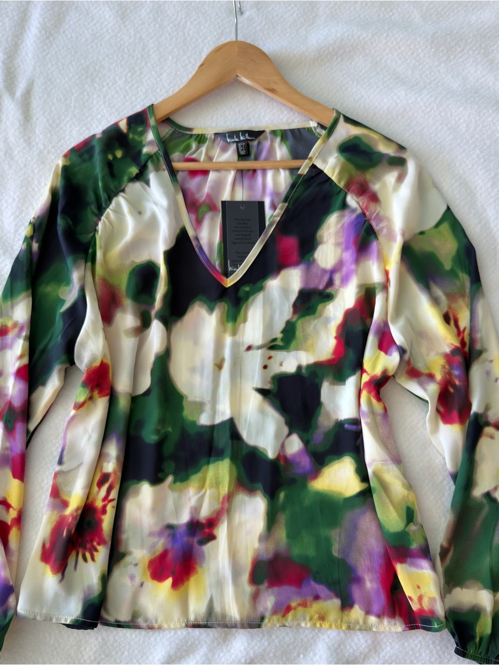 Nicole Miller Multi-Color Floral V-Neck Long Sleeve Blouse